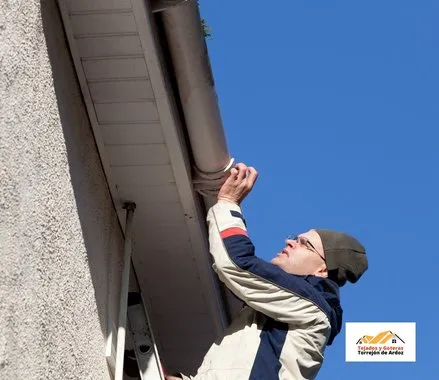 Servicio de Reparación de Canalones en Torrejón de Ardoz
